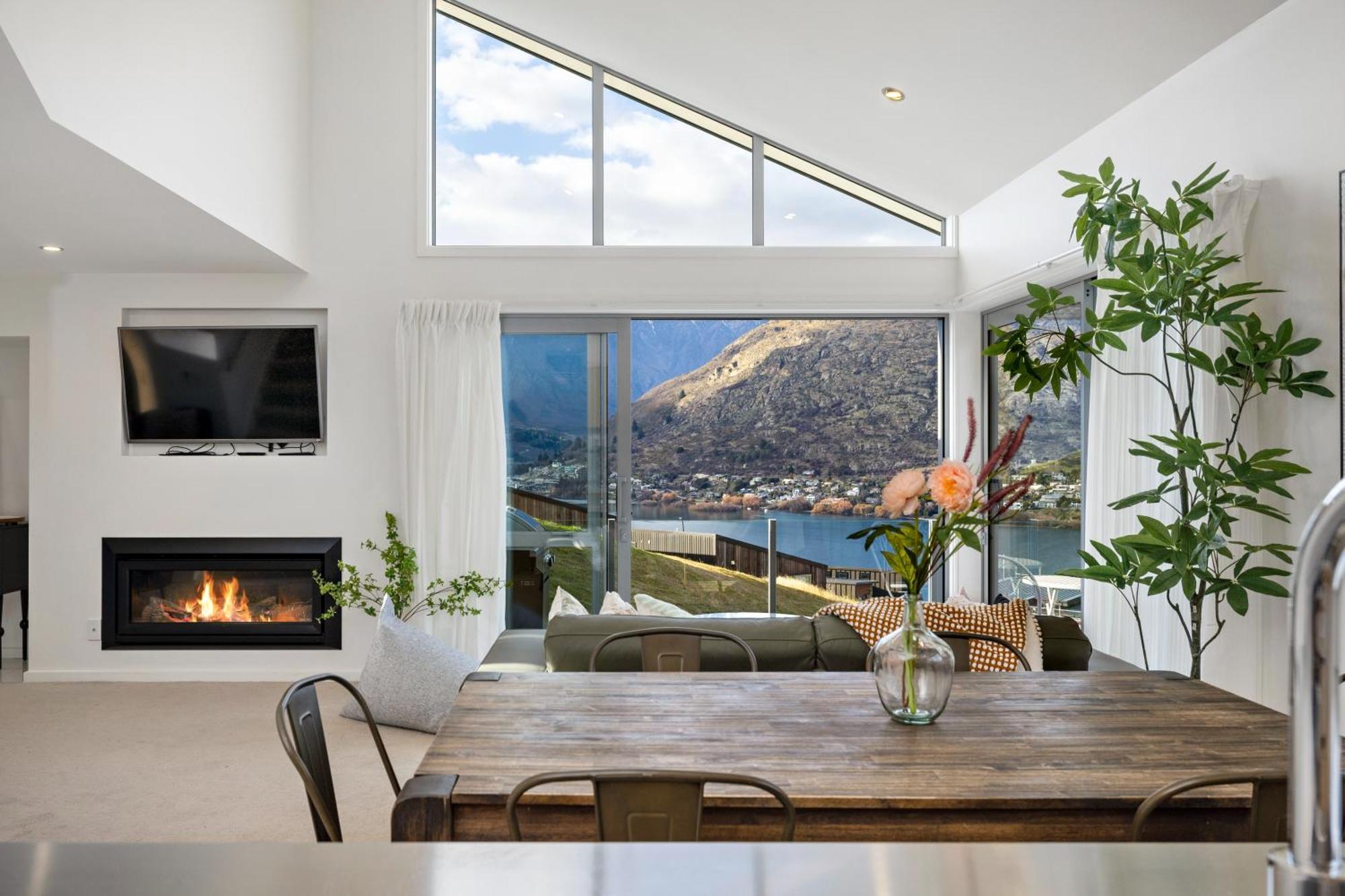 Luxury Away - Summit View Villa ควีนส์ทาวน์ ภายนอก รูปภาพ